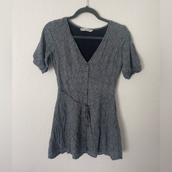 Abercrombie & Fitch puff sleeve mini dress w. Pockets! | button down | mini - Picture 2 of 7